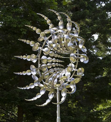 The Art of Motion: Exploring the Depth of Kinetic Metal Installations